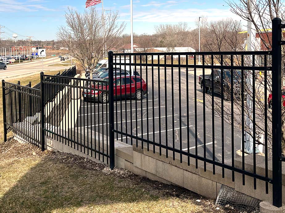 Commercial Aluminum Fence Company In Northwest Chicago