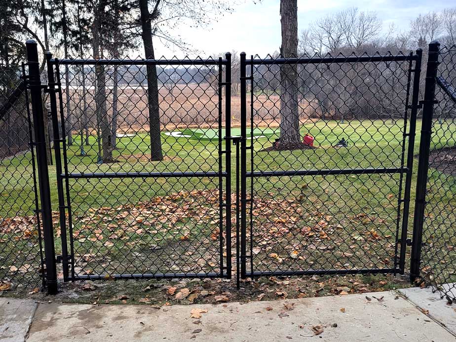 Chain Link Fence Contractor in Northwest Chicago