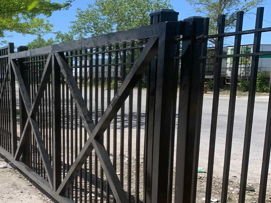 Commercial Ornamental Steel Fence Company In Northwest Chicago