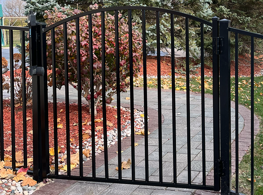 Custom Gate company in the Northwest Chicago area.