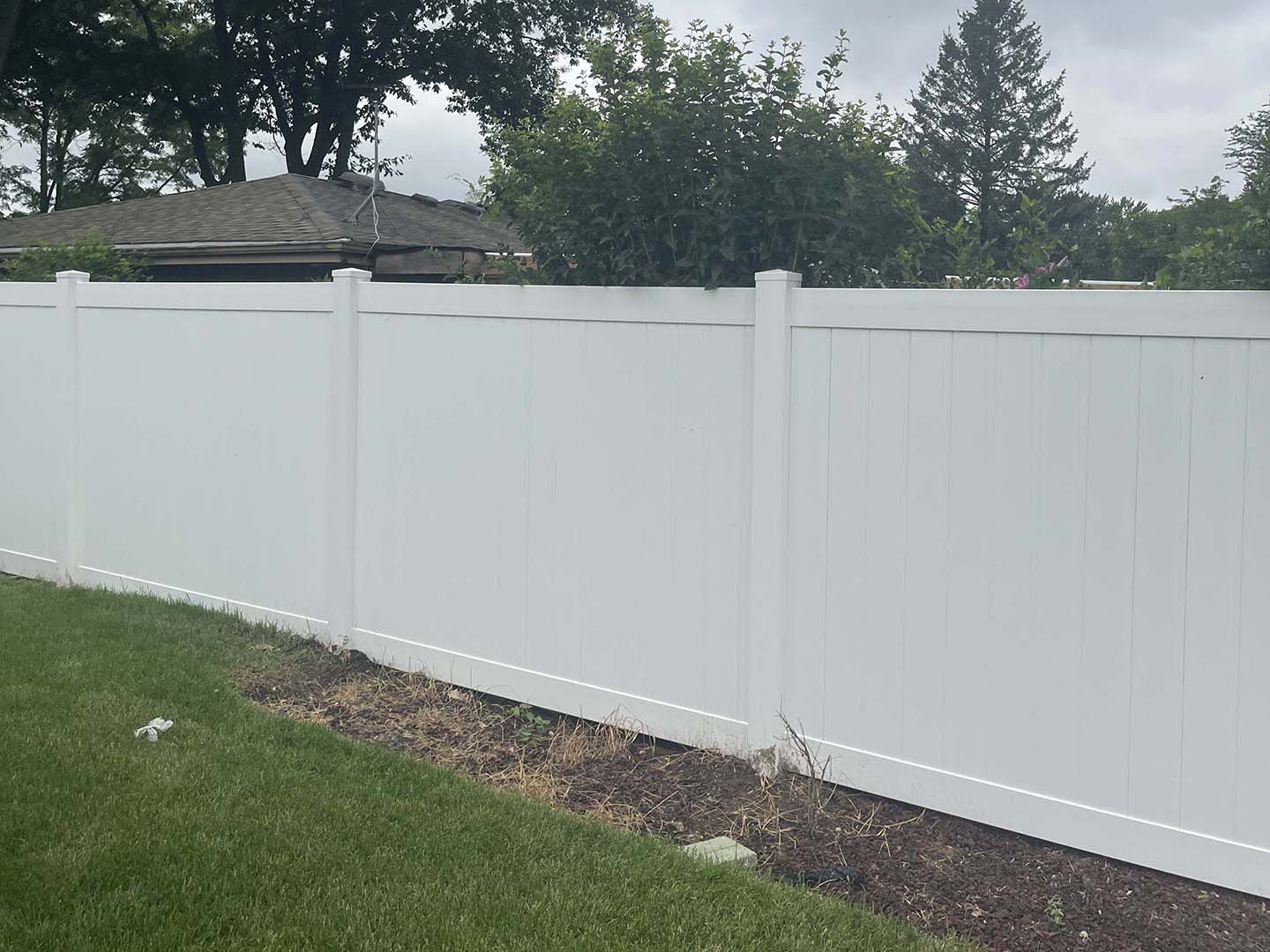 Barrington Illinois wood privacy fencing