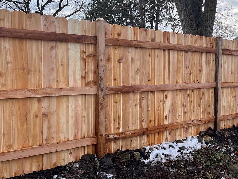 Barrington Illinois wood privacy fencing