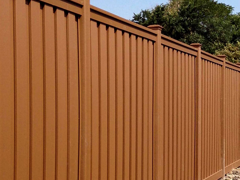 Barrington Illinois residential fencing contractor