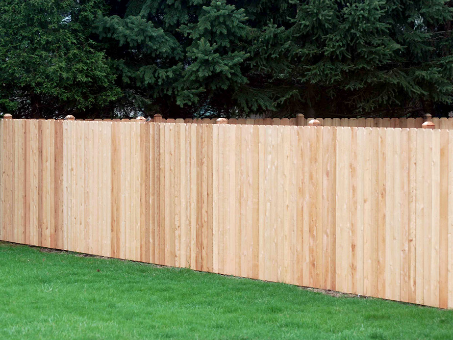 Lake Forest Illinois wood privacy fencing