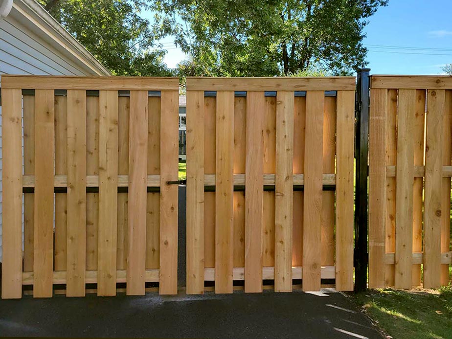 wood fence Lake Forest Illinois